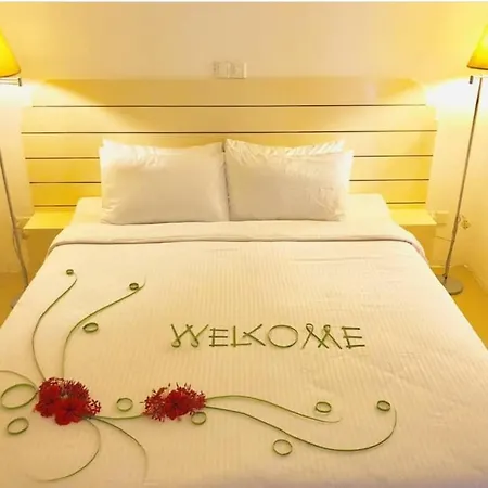 Dhigurah Retreat Beach